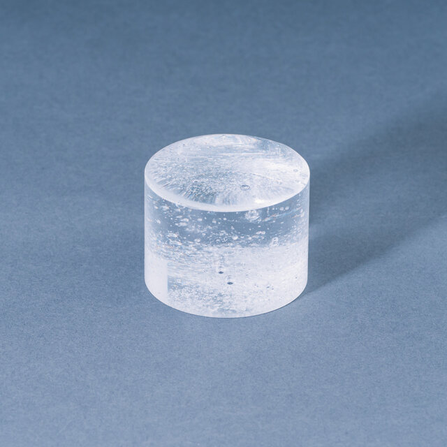 【ON THE LAKE】  ICE BUBBLES (S)