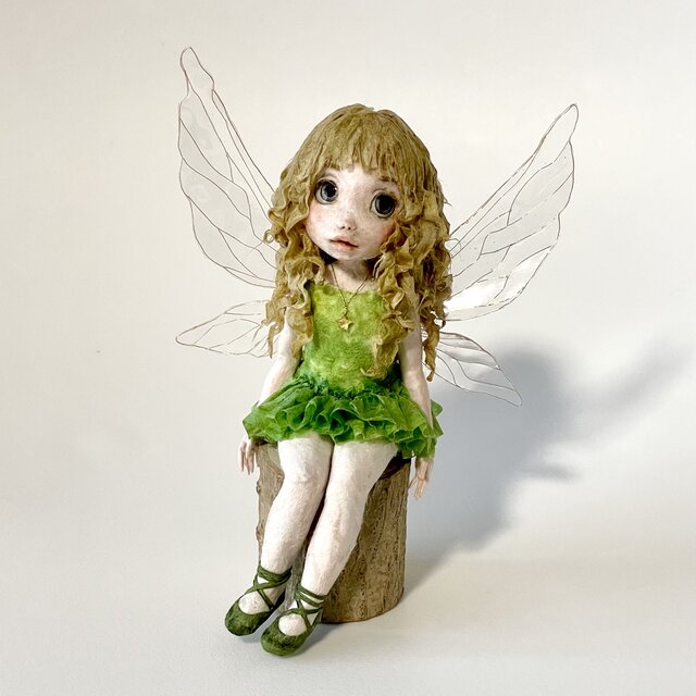 和紙人形『月夜に羽ばたく森の妖精』／手のひらサイズの洋風ファンタジーなアートトイ