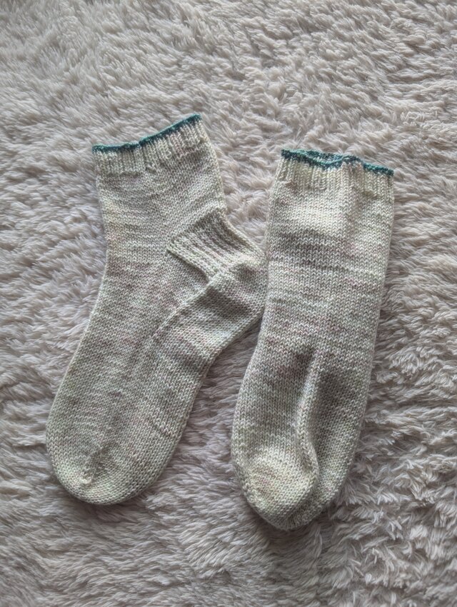 No.1538手染め毛糸の手編み靴下