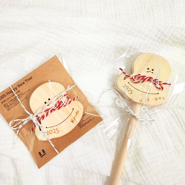 【お正月】雪だるまor鏡餅・スティックor歯がため（フォトアイテム／名入れ付）