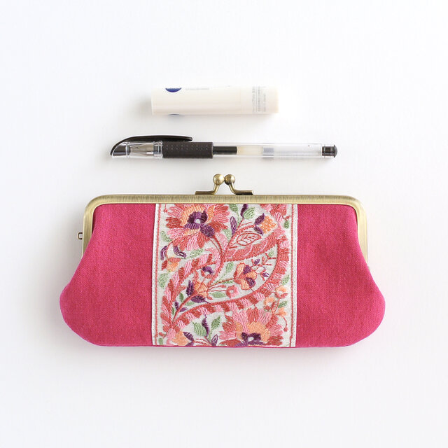インド刺繍リボンのがま口ポーチ/ペンケース ピンク | iichi 日々の