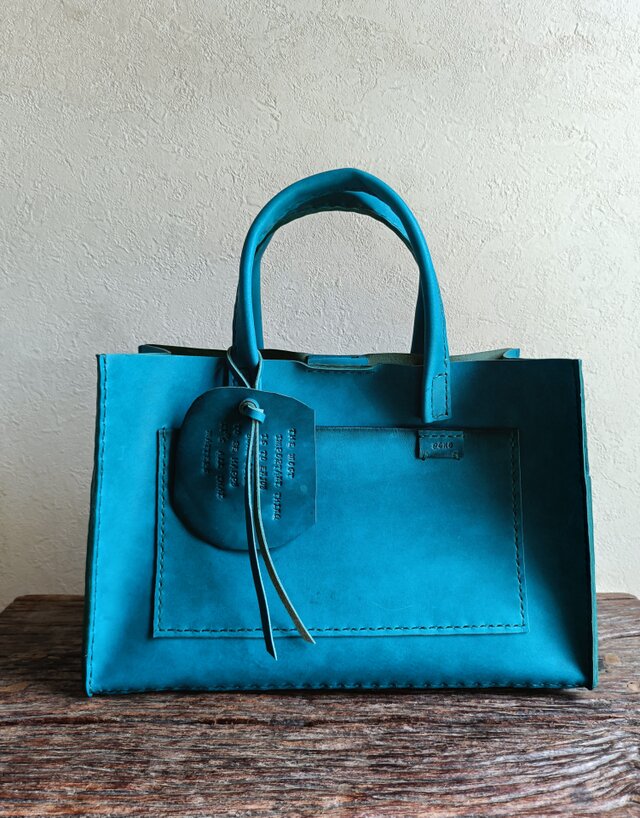 square tote　セルリアンブルー　オイルヌメ