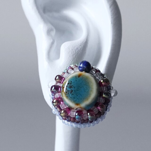 ビーズ刺繍のイヤリング ピアス 20　グリーン　ブルー　パープル　おおぶり　サージカルステンレス　一点もの　個性的