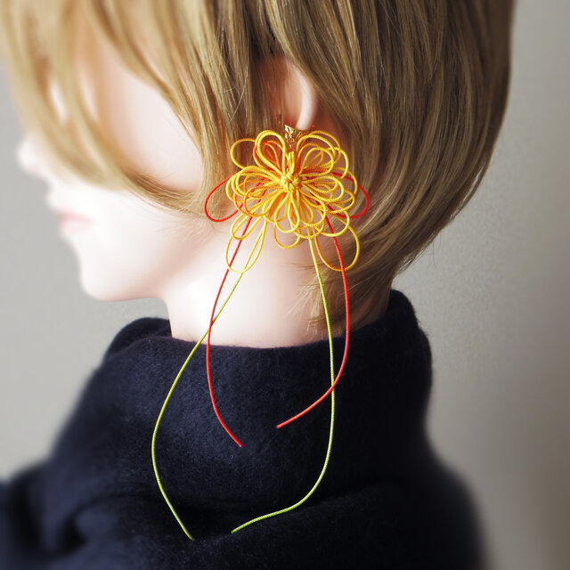 かたっぽイヤーカフ「ハナメグル・色」