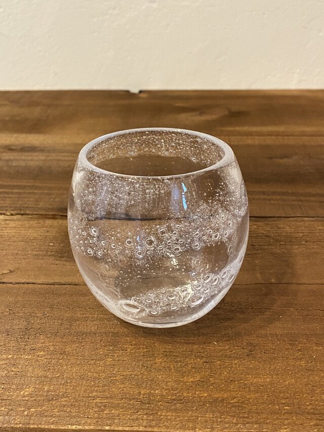 小さな泡のグラス　渦　