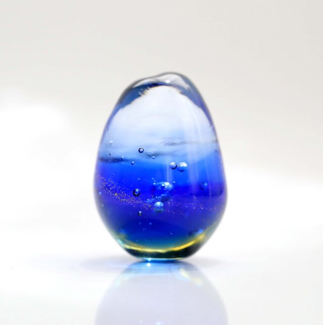 outlet] ガラスの雫の小さなオブジェ 「湧水」 | iichi 日々の暮らしを