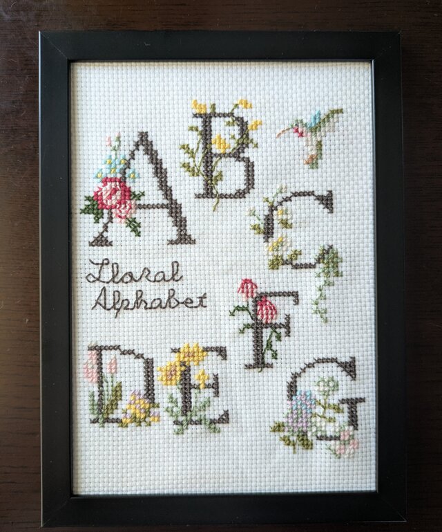 刺繍キット 花のサンプラー | iichi 日々の暮らしを心地よくする