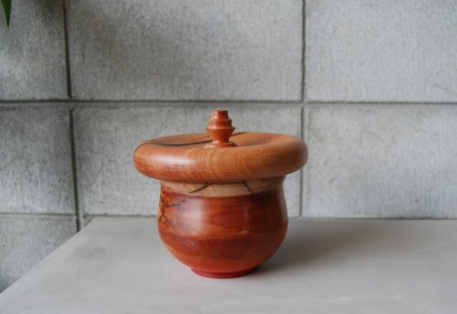 WOOD×レジン 03 蓋付き小物入れ | iichi 日々の暮らしを心地よくする