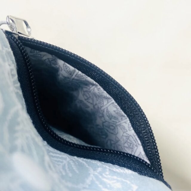 z371○スマホショルダー（ミナペルホネン刺繍生地使用 | iichi 日々の