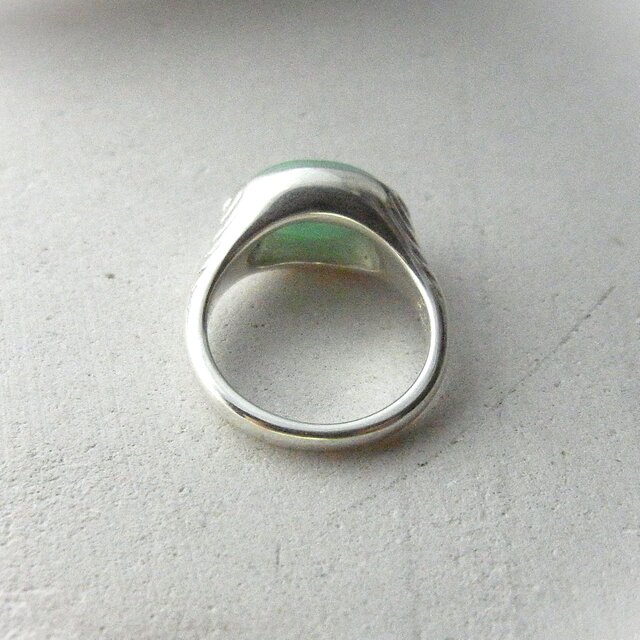 楽天市場】グアテマラ産 翡翠 ヒスイ jade くりぬき リング