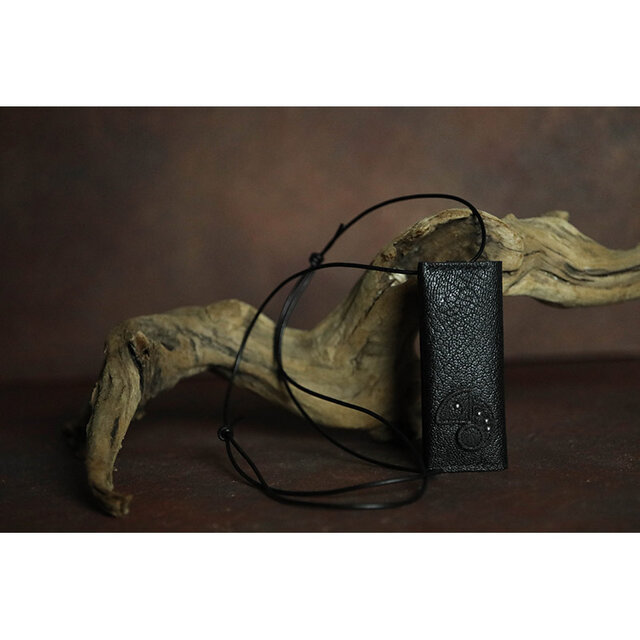 88色からオーダー可！！ カメレオン デザイン / ヤギ革 ナノ ウォレット キーホルダー・タイプ