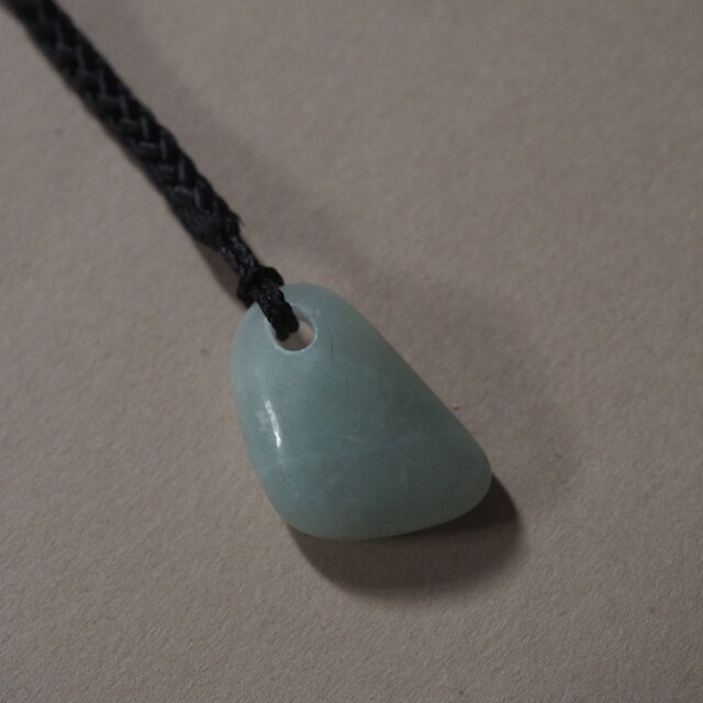 天然翡翠 根付 掛物 H6–17 天然翡翠 根付 掛物 H6–17