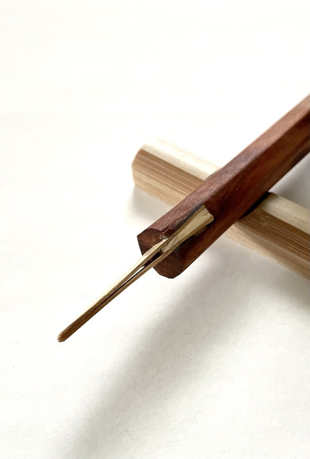 琴一　竹ペン 竹ペン 木軸は梅の木 | iichi 日々の暮らしを心地よくする