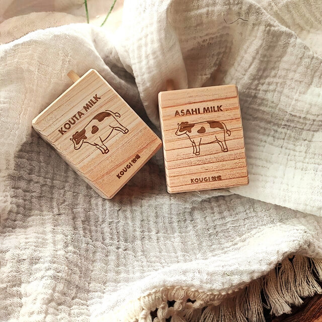 【ヒノキのおままごとTOY】アニバーサリーフォト♡木のジュースパック・名入れ付き