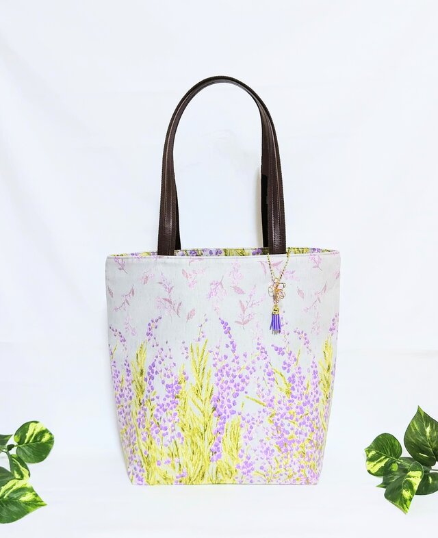 揺れる紫色の花 肩掛けトートバック