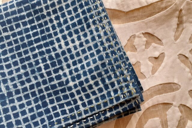 藍染め インド綿バンダナ ブロックプリント 格子柄 藍色 ＜ indigo