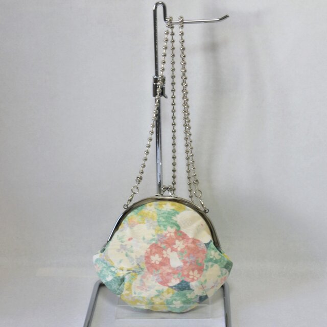 着物から作ったがま口ポーチ