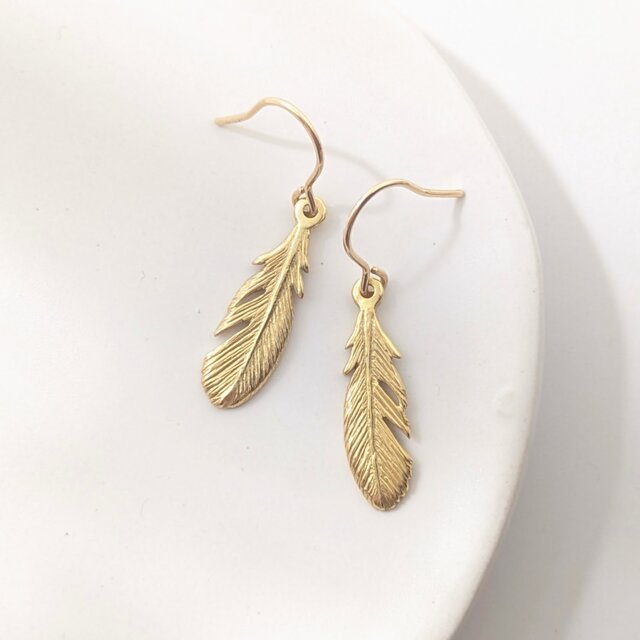 K18GP　フェザーピアス