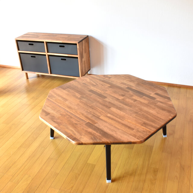 100cmの大きなハチカクテーブル