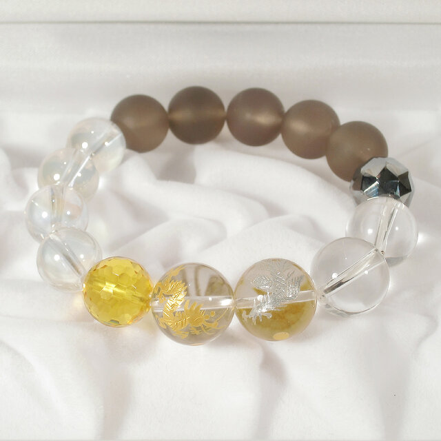 本水晶とレインボーオーラ、スモーキークォーツ、シトリンクォーツのブレスレット（青龍、朱雀、128面カット、艶消し、大粒）