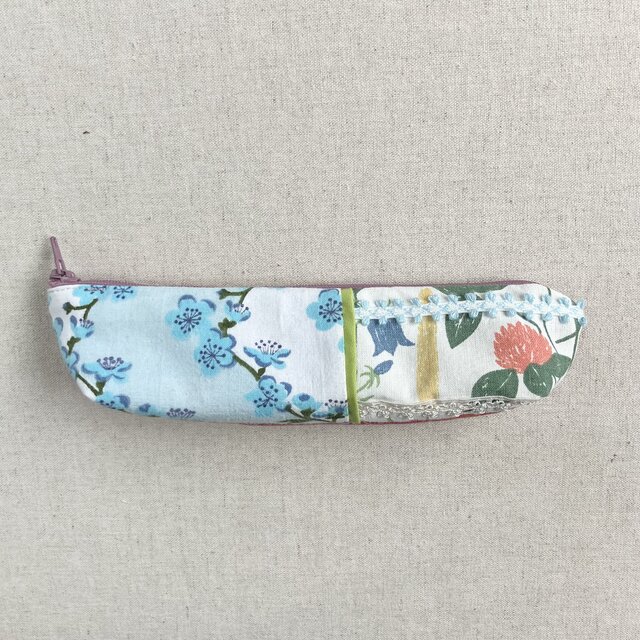 sale【送料無料】ペンケース　めがねケース　ブルーのうめの花