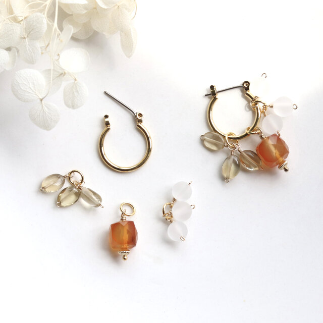 ８Way◆　天然石で着せ替え フープピアス チタンポスト アレルギー対応　カーネリアン　--Dress up—