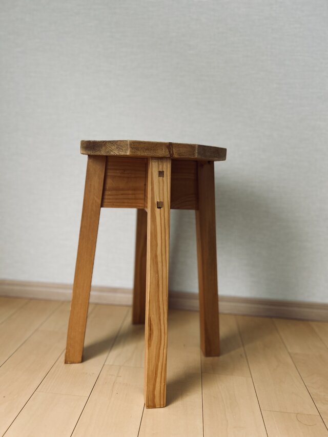 スツール　八角形