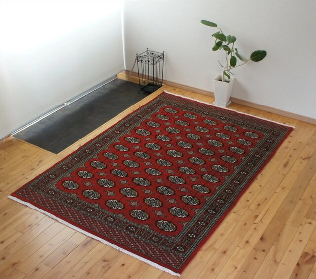 【美品】パキスタン製/絨毯/155x95 パキスタン絨毯 ハイクオリティ ボハラデザイン 200x136cm 厚み0.82cm