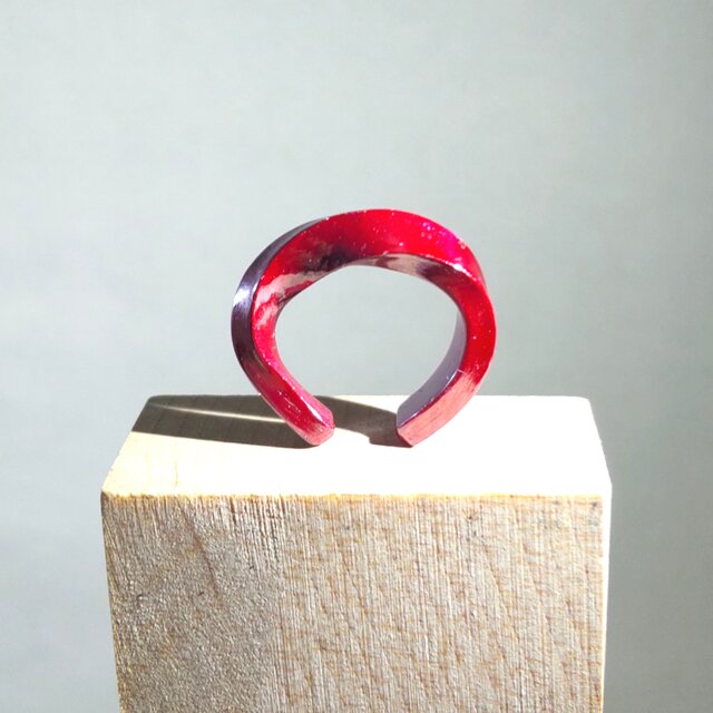 【緋銅】イヤーカフ（メビウス）片耳用