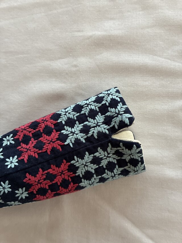 刺し子｣めがねケース | iichi 日々の暮らしを心地よくするハンドメイド
