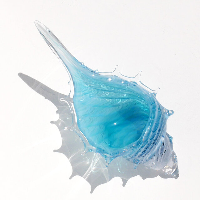 アクアブルー貝殻のガラスの入れ物：シェルの器 | iichi 日々の暮らし
