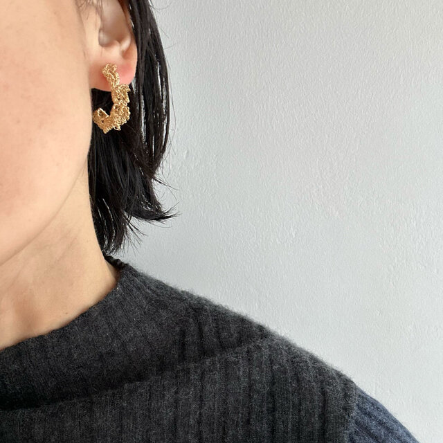 Moja Earrings | iichi 日々の暮らしを心地よくするハンドメイドや