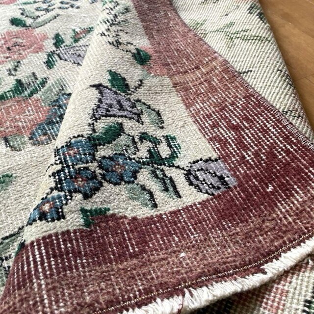 112.5×205 フローラルパターン　薔薇の街　トルコヴィンテージラグ 112.5×205 フローラルパターン 薔薇の街 トルコヴィンテージラグ