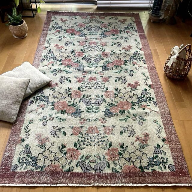 112.5×205 フローラルパターン　薔薇の街　トルコヴィンテージラグ 112.5×205 フローラルパターン 薔薇の街 トルコヴィンテージラグ