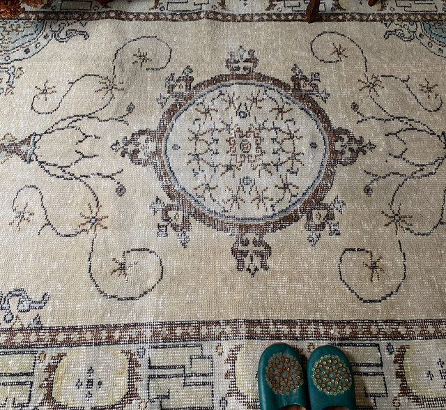 大判135×217 レアカラー　ミルクココア　メダリオン　トルコヴィンテージラグ 大判135×217 レアカラー ミルクココア メダリオン トルコ