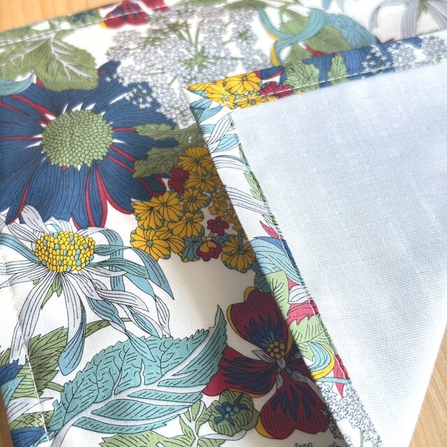 リバティ　タナローン　ガーゼハンカチ　＜Angelica Garla＞(アンジェリカガーラ)