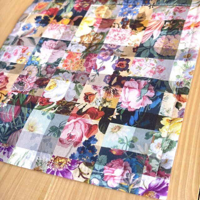 リバティ　タナローン　ガーゼハンカチ　＜Archive Gingham＞(アーカイブギンガム)