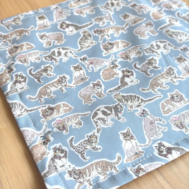 リバティ　タナローン　ガーゼハンカチ　＜Willoughby Mews＞(ウィロビー・ミューズ)