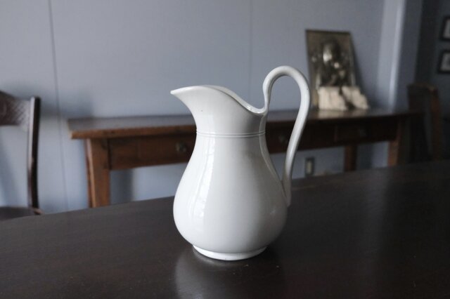 サルグミンヌsarreguemines 美しい白いピシェ Sarreguemines サルグミンヌ ピシェ ピッチャー h23.4cm フランス