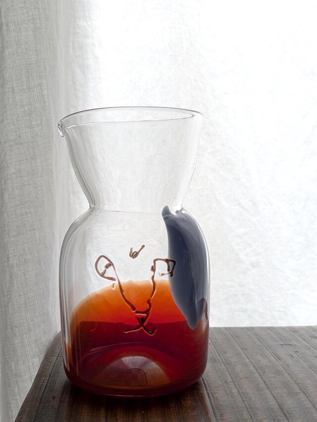 小ぶりな水差し