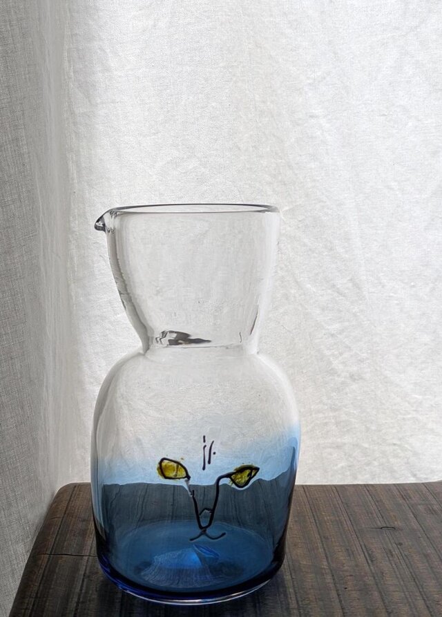 小ぶりな水差し | iichi 日々の暮らしを心地よくするハンドメイドや