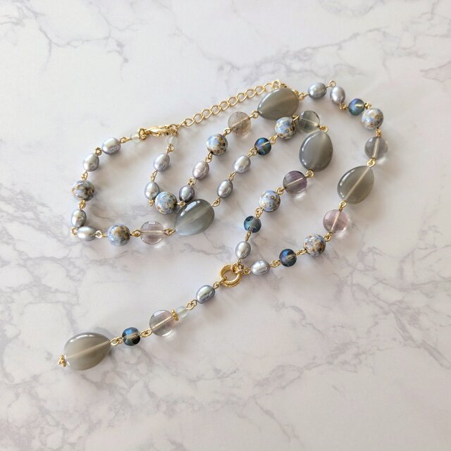 ムーンストーンのネックレス（N1323）