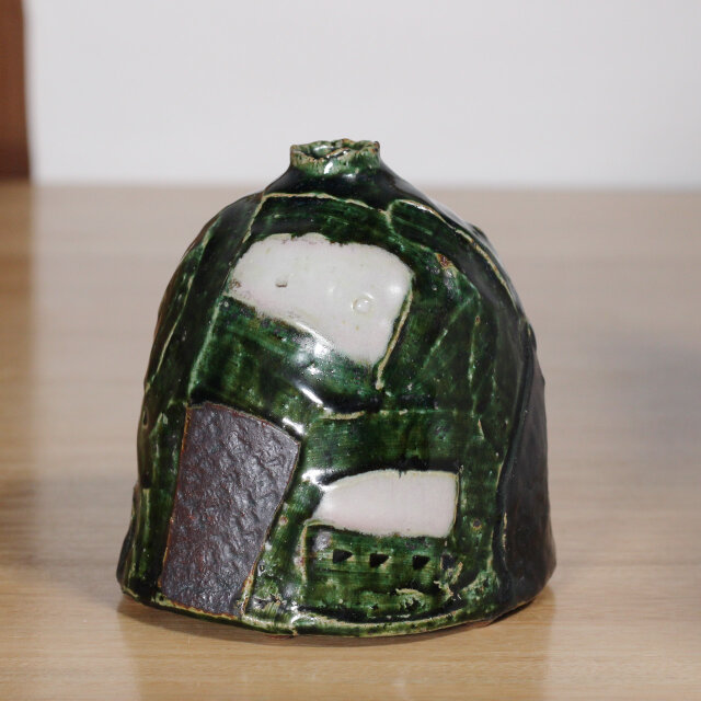 陶器 【織部 塗り分け花瓶】 kb106