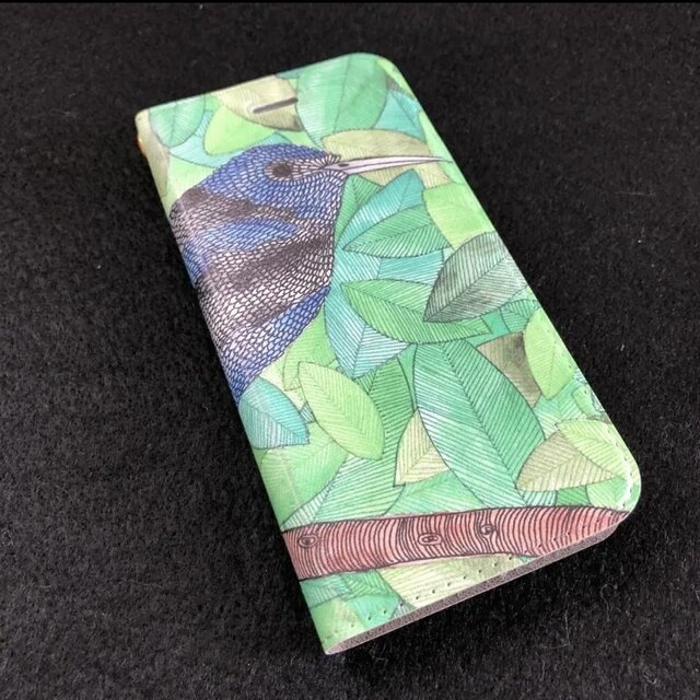 【葉陰のひととき／帯なし手帳型iPhoneケース（ルリミツドリ）】