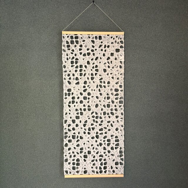呼吸する和紙のタペストリー ／縦73cm 横29.7cm〈一点物〉