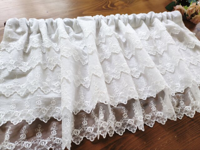 カフェカーテン♡バラの5段レース♡ホワイトコットン♪ | iichi