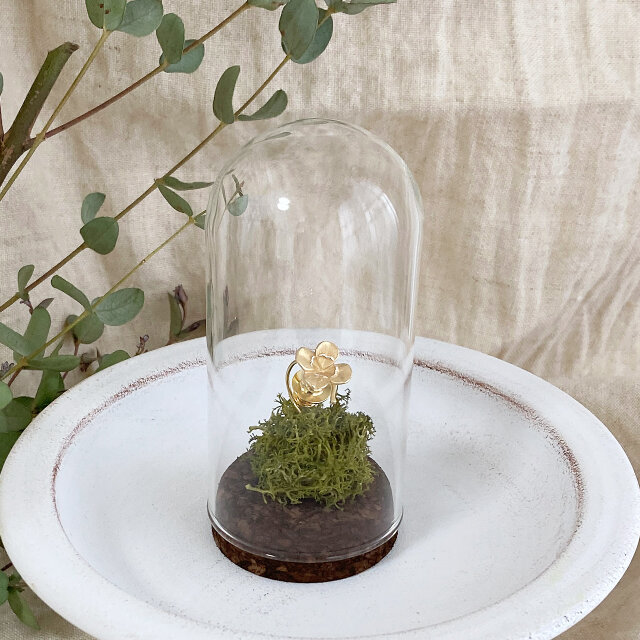 グラスドームブローチ　クローバー