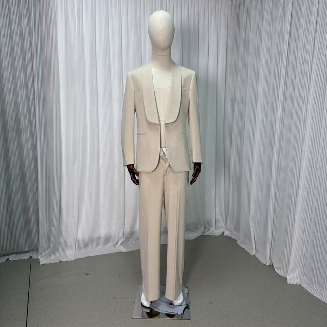 スーツ ベージュ スリット 快適な生地 揺らめく裾 ジャケット、パンツの2点セット 新郎衣装