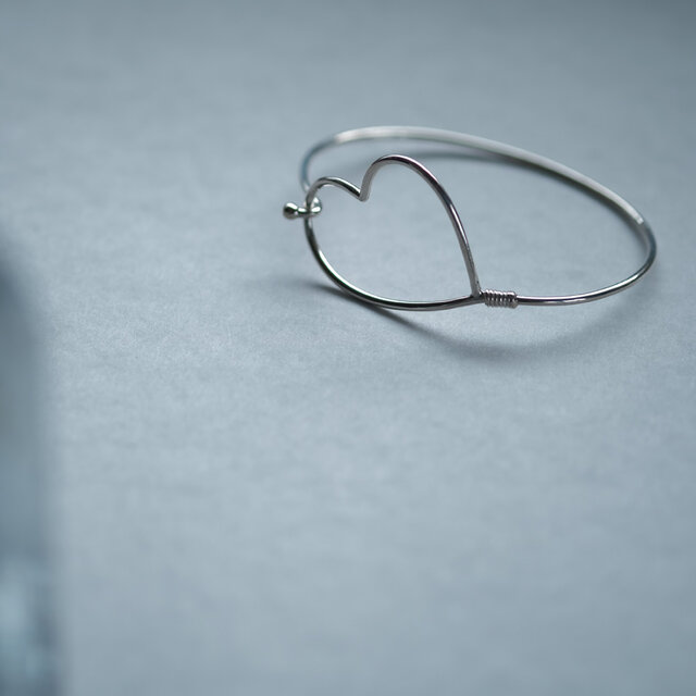 ハート フック バングル シルバー925 | iichi 日々の暮らしを