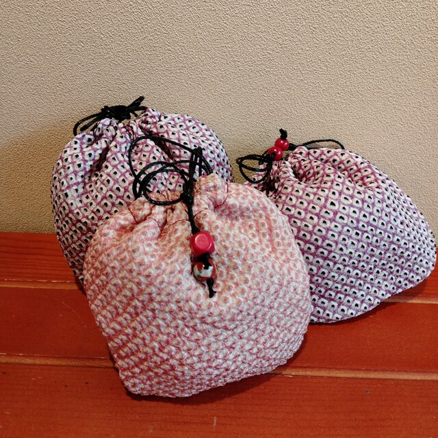 着物　絞りはまぐり巾着（ミニ）桃・紫系